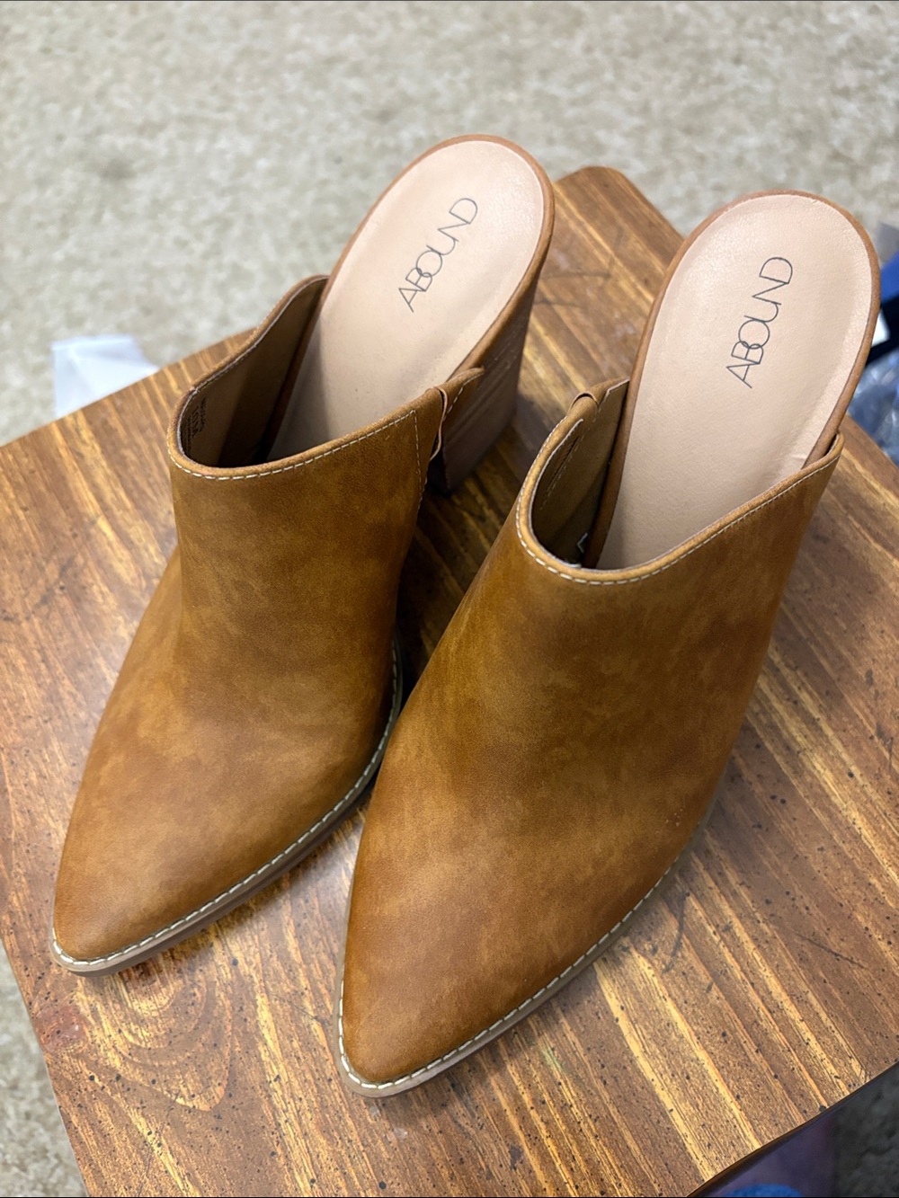 Abound “MAYA’ BLOCK HEEL MULE IN VEGAN COGNAC-Sz 10M -Pre-Owned but never worn